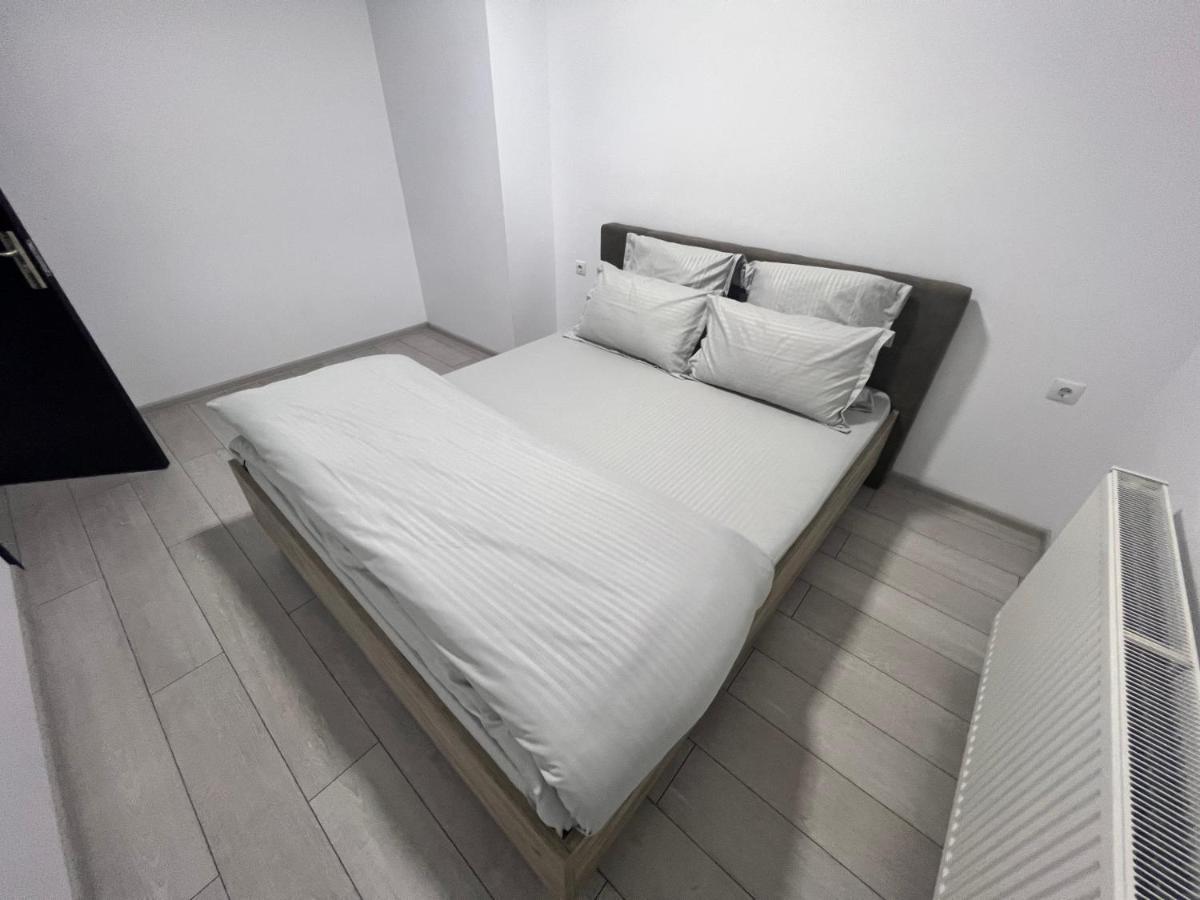 Ferienwohnung The Bliss Râmnicu Vâlcea Exterior foto
