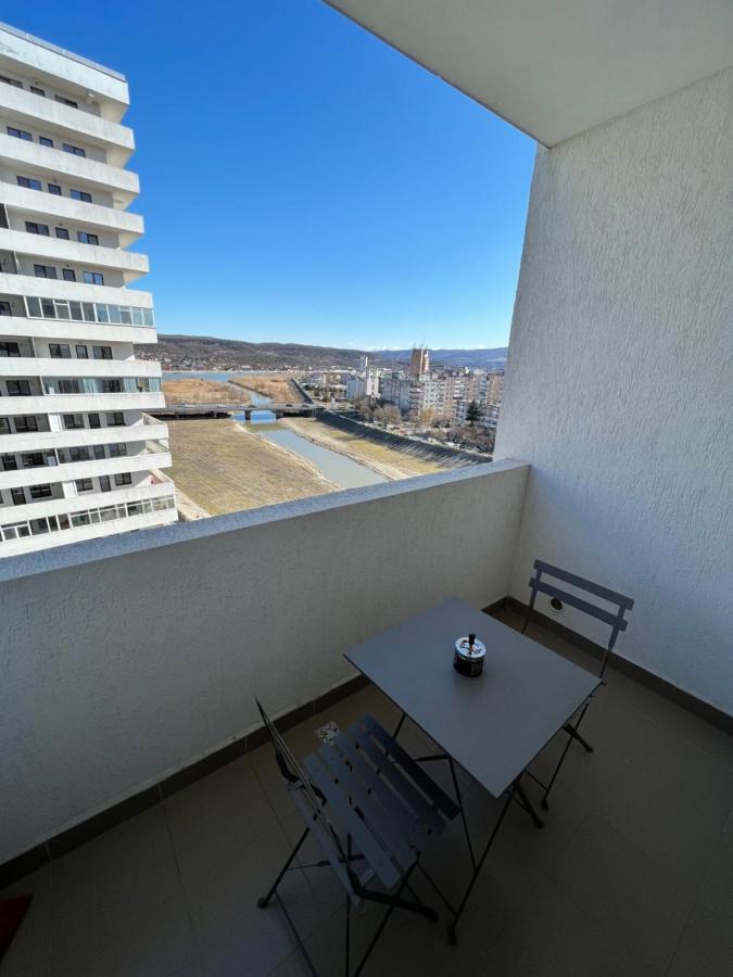 Ferienwohnung The Bliss Râmnicu Vâlcea Exterior foto